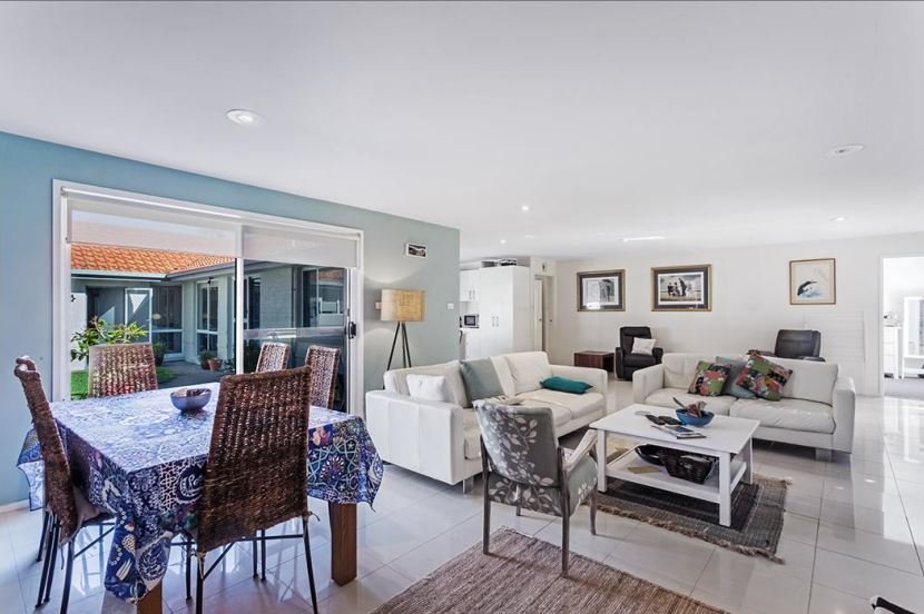 34 Kestrel Avenue SALAMANDER BAY 4