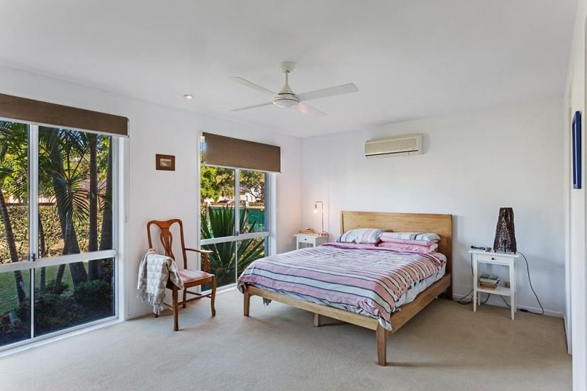 34 Kestrel Avenue SALAMANDER BAY 11