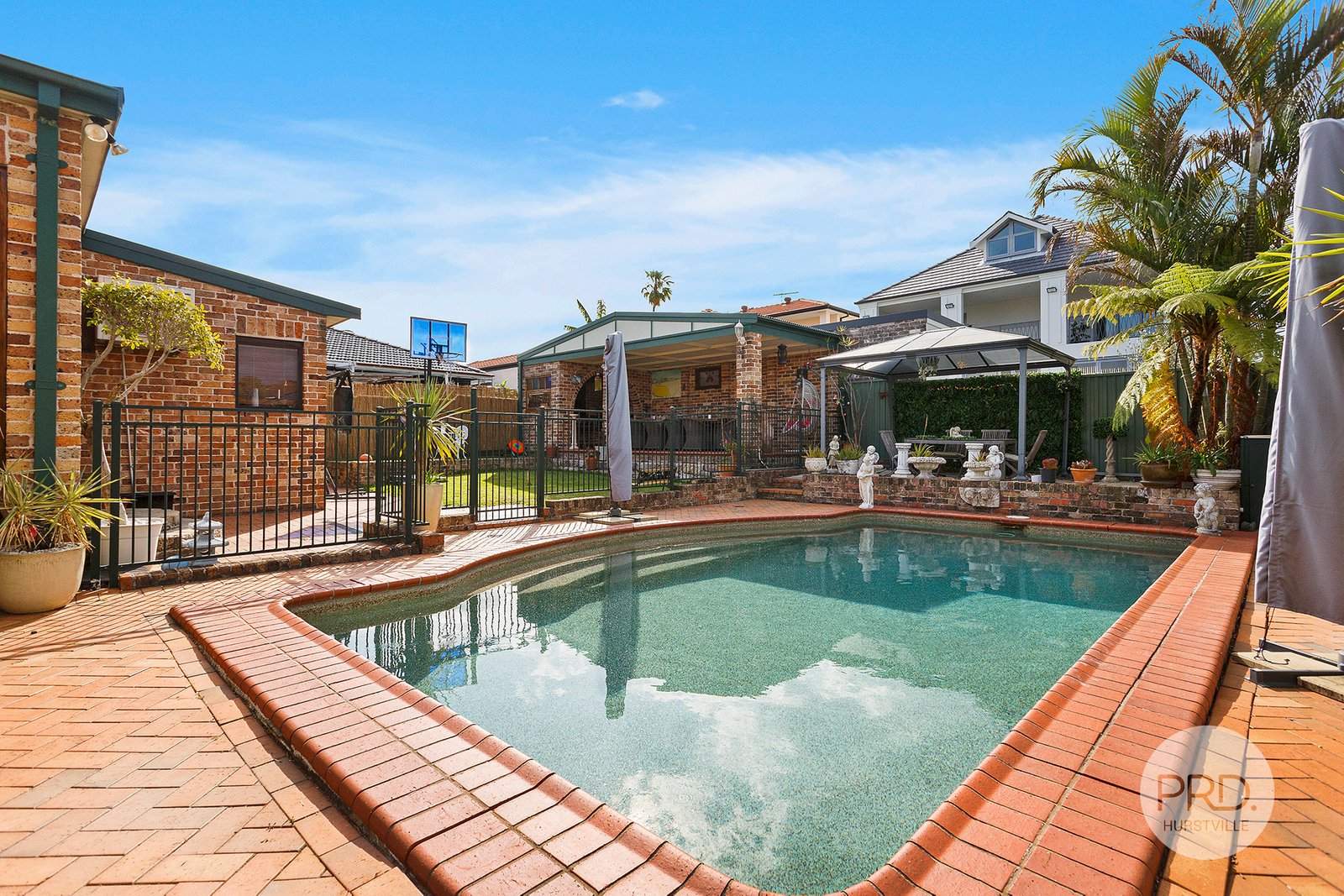 34 Kitchener Street KOGARAH 8