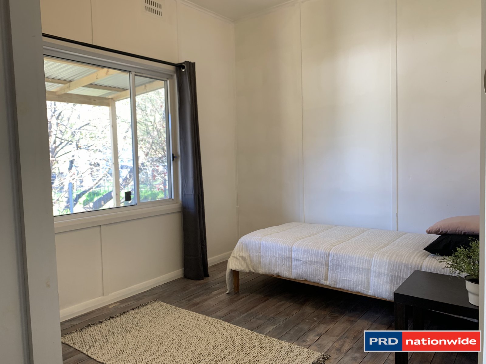 34 Kurrajong Street CAPTAINS FLAT 9