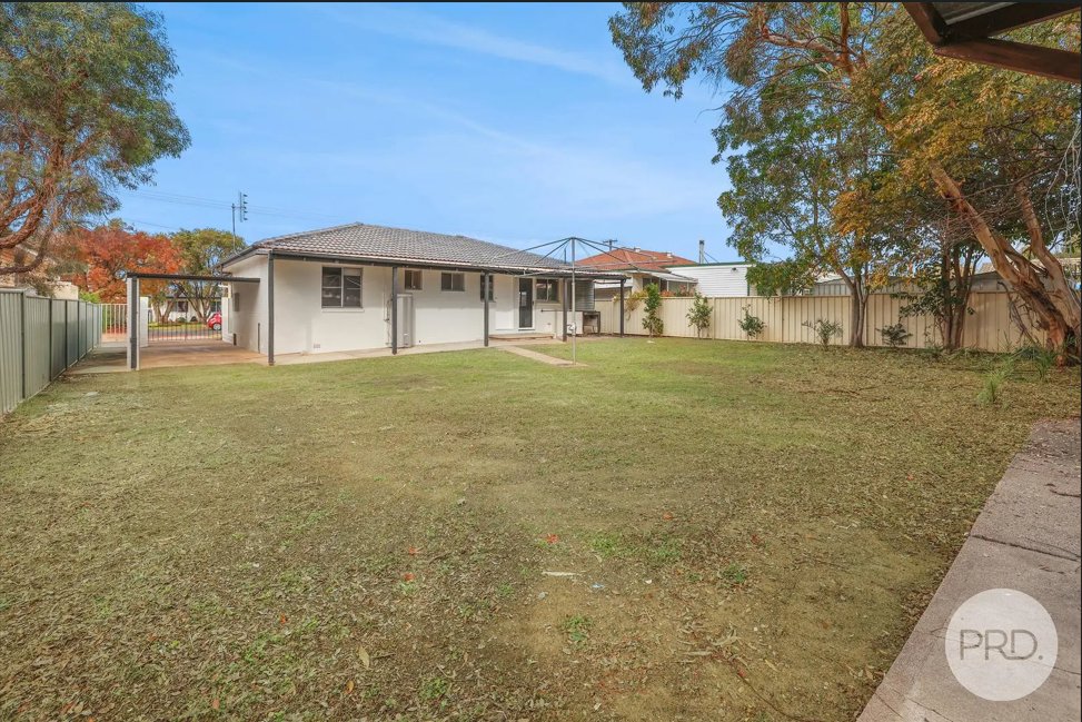 34 Kurrawan Street SOUTH TAMWORTH 3