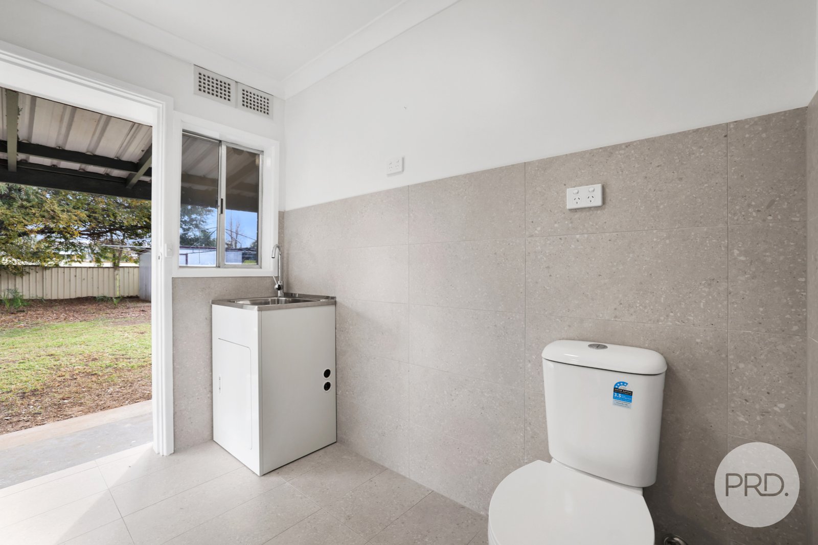 34 Kurrawan Street TAMWORTH 14