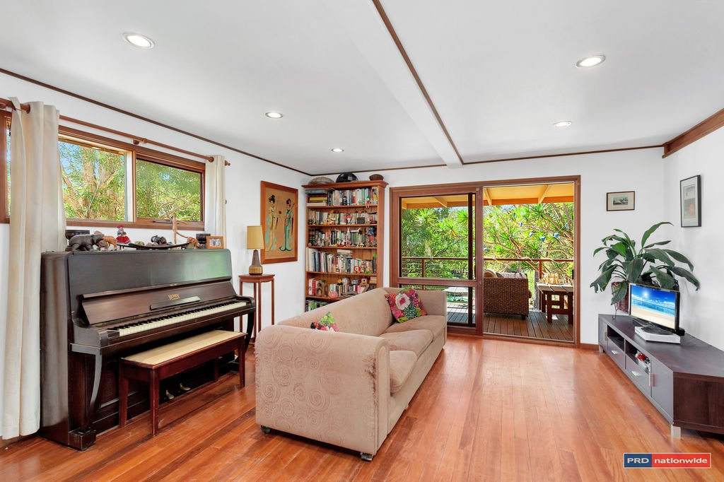 34 Ladds Ridge Road BURLEIGH HEADS 7