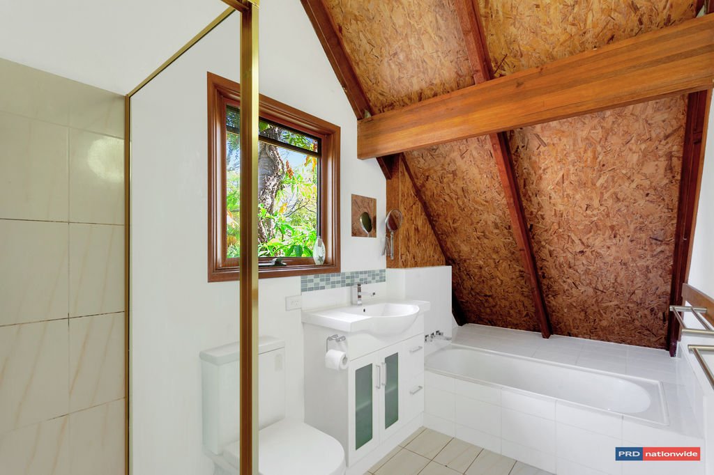 34 Ladds Ridge Road BURLEIGH HEADS 14