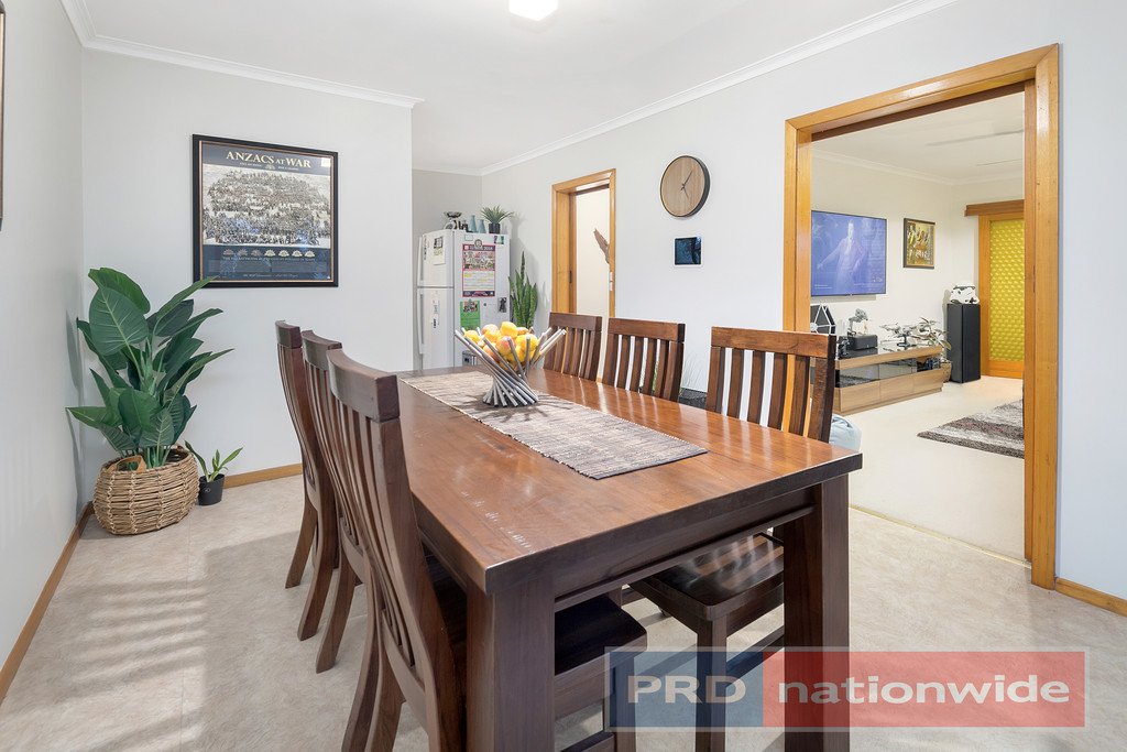 34 Lake Street WENDOUREE 7