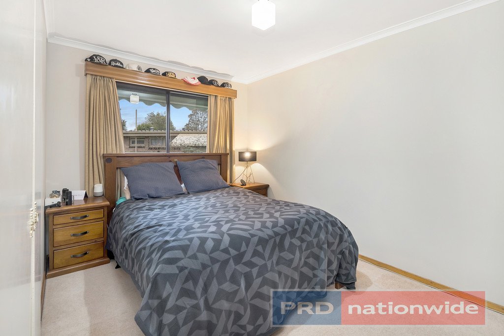 34 Lake Street WENDOUREE 9