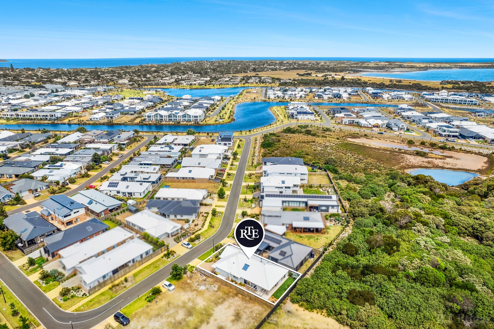 Real Estate and Property in 34 Limpet Circuit, Point Lonsdale, VIC