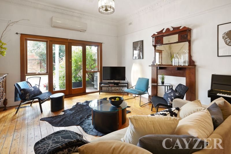 Gallery: 34 Loch Street