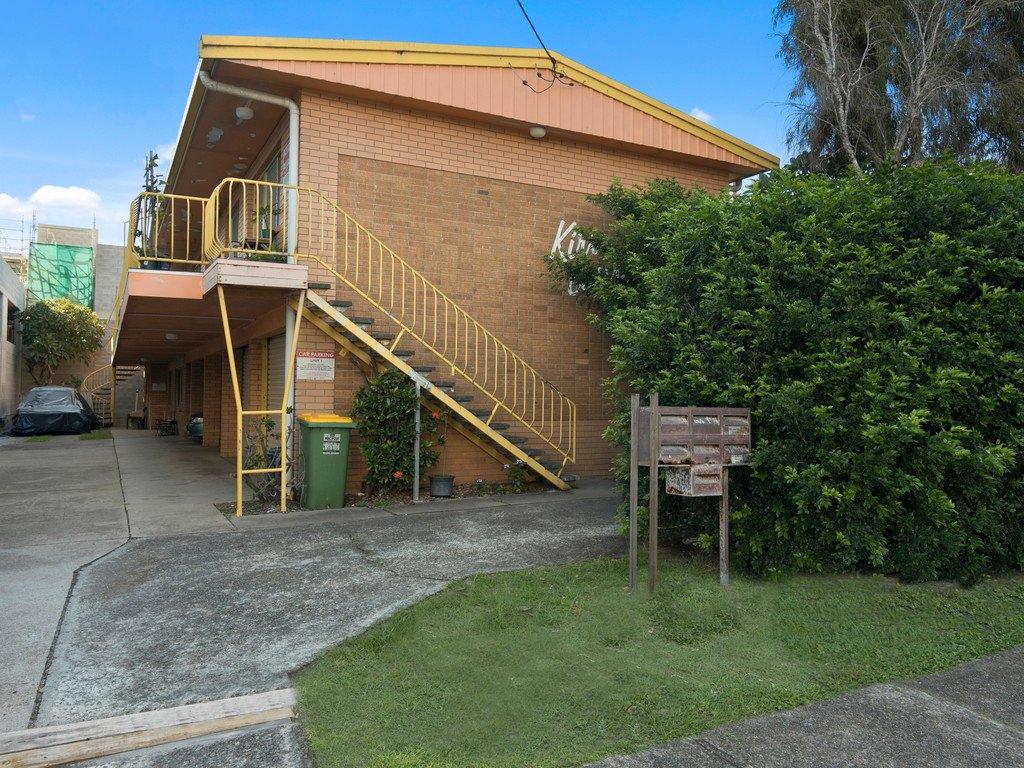 3/4 Lord Street COOLANGATTA 7