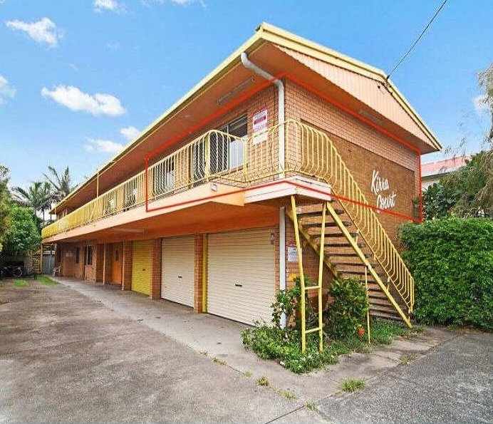 3/4 Lord Street COOLANGATTA 11