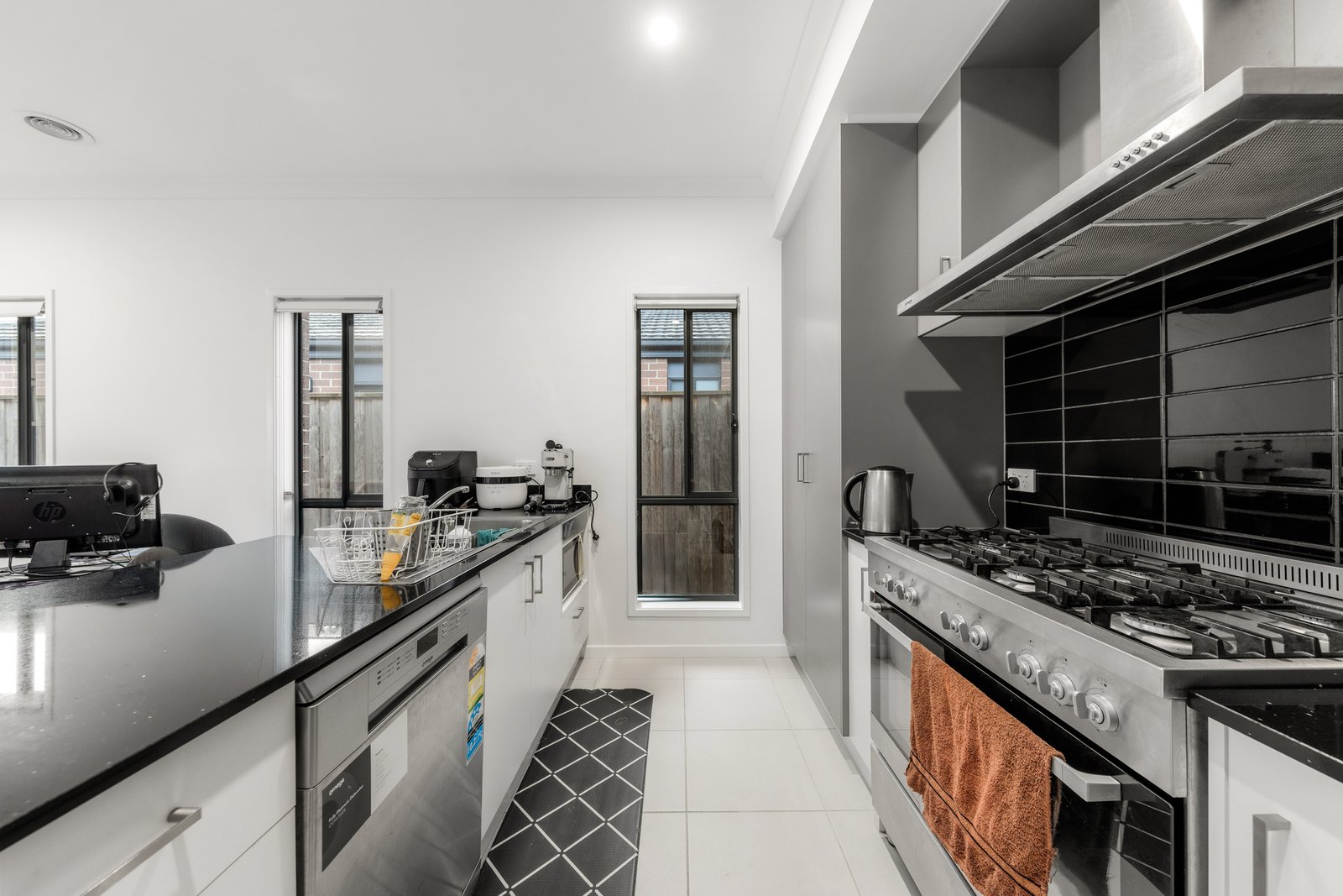 Gallery: 34 Lygon Avenue