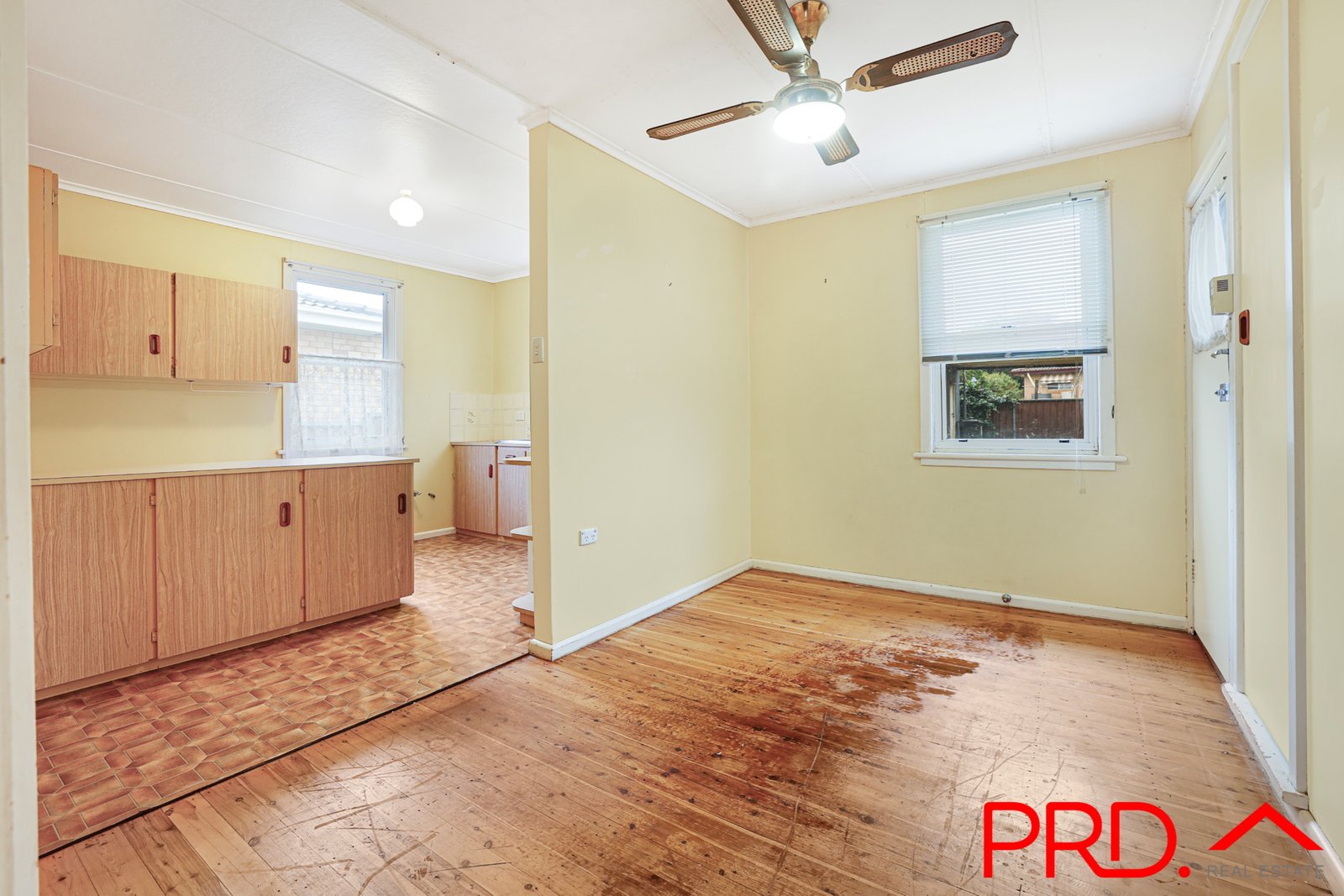 34 Mack Street TAMWORTH 6