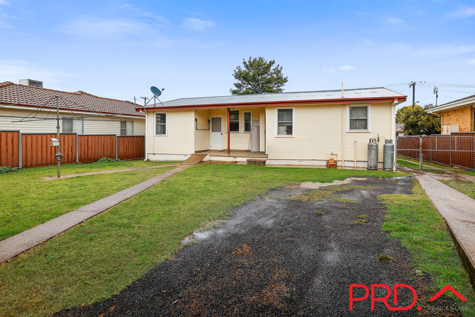 34 Mack Street TAMWORTH 17