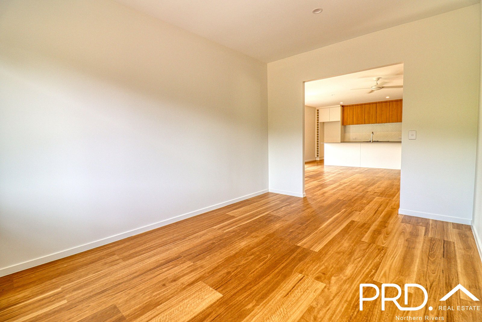 34 Mahogany Parade GOONELLABAH 9