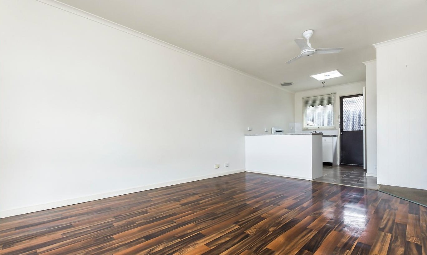 Gallery: 3/4 Manifold Street