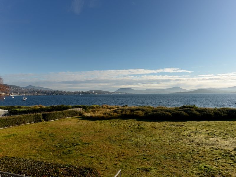 3/4 Mansell Court SANDY BAY 8