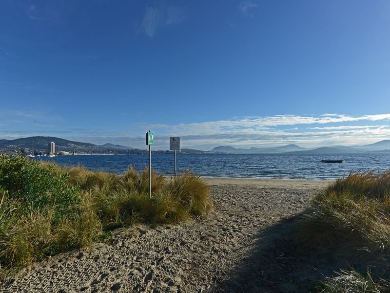 3/4 Mansell Court SANDY BAY 10