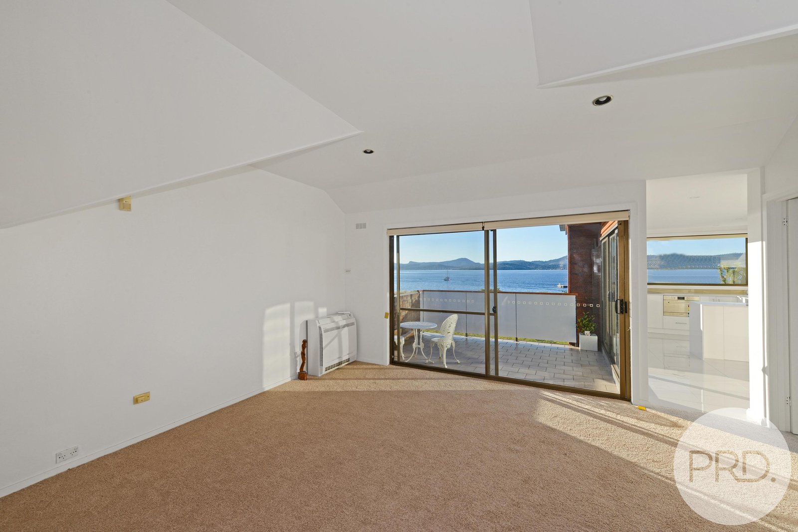 3/4 Mansell Court SANDY BAY 15
