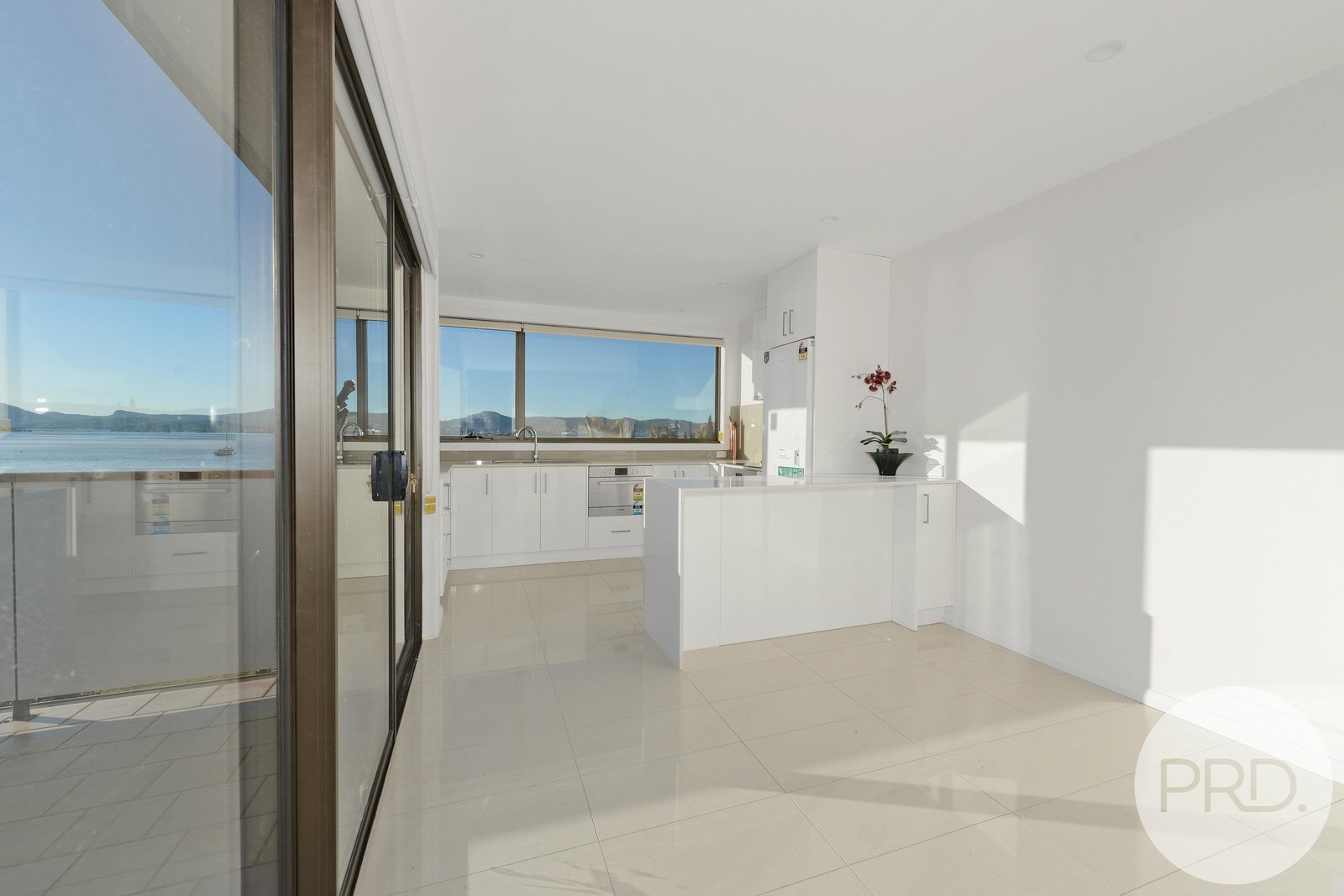 3/4 Mansell Court SANDY BAY 16