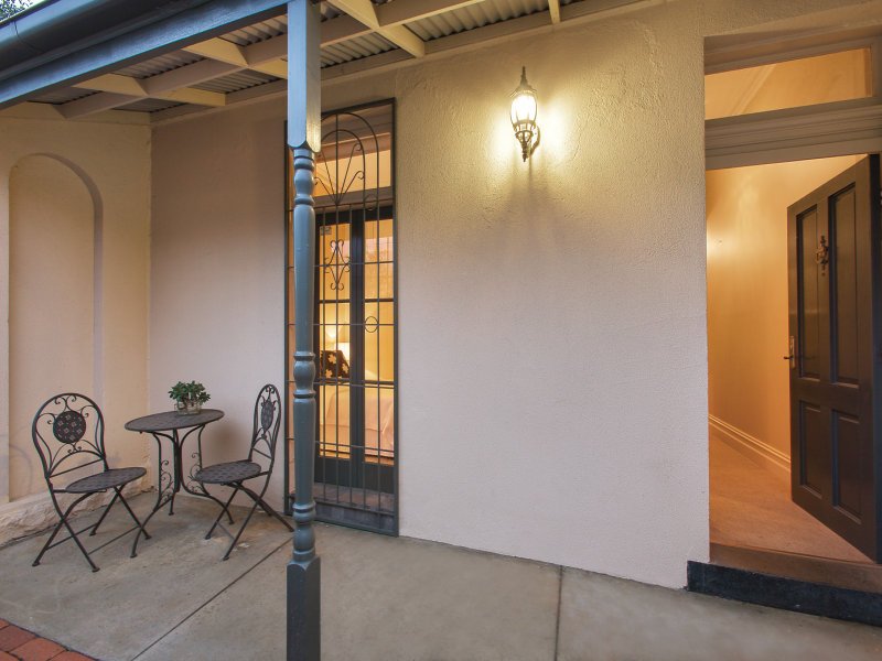 Gallery: 34 Martin Street