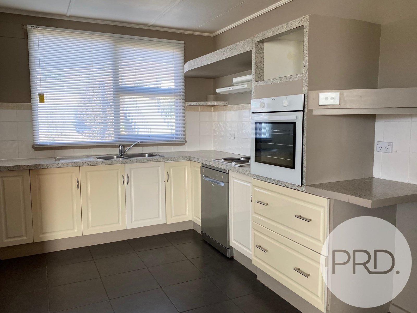 34 Mason Street CLAREMONT 4