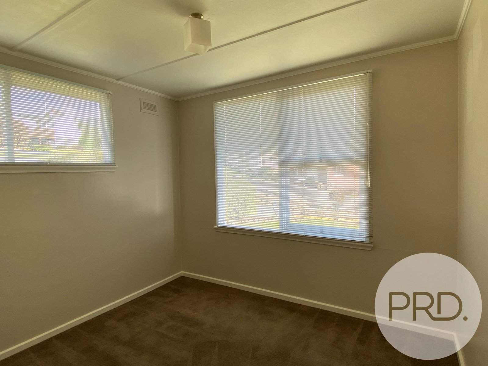 34 Mason Street CLAREMONT 9