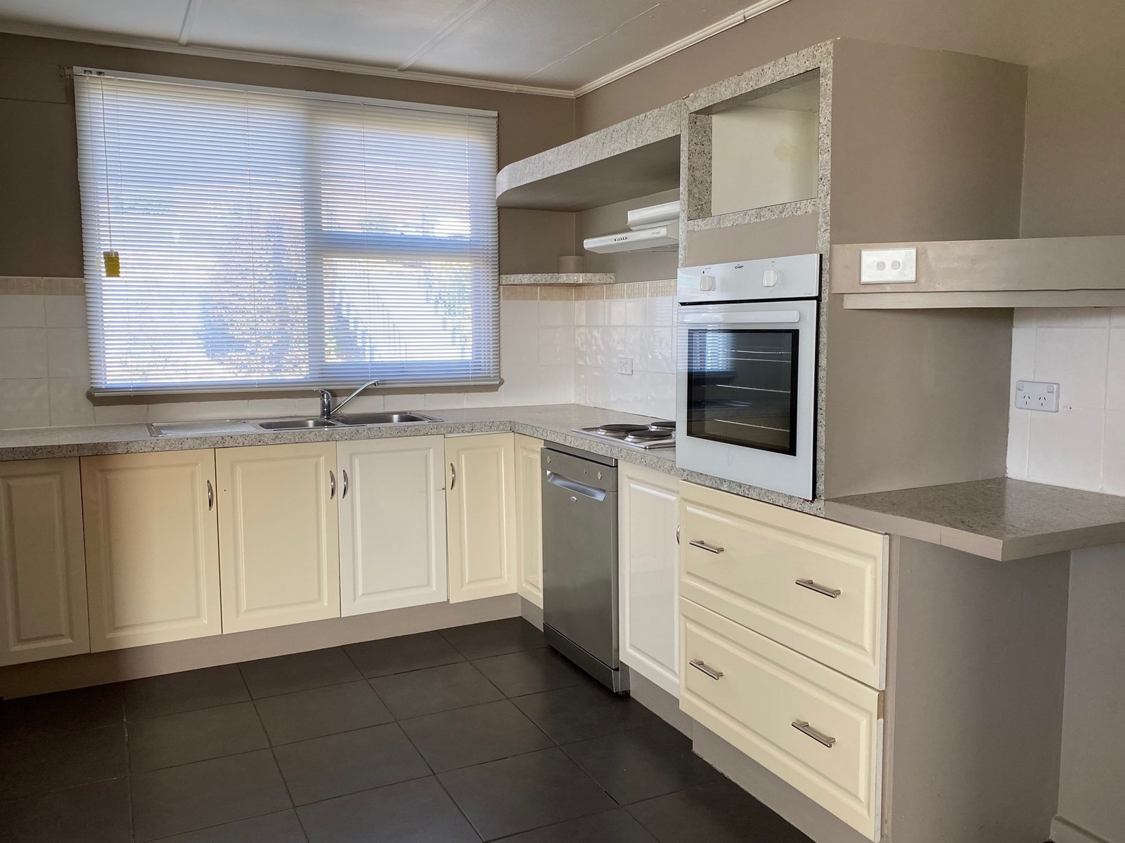 34 Mason Street CLAREMONT 4