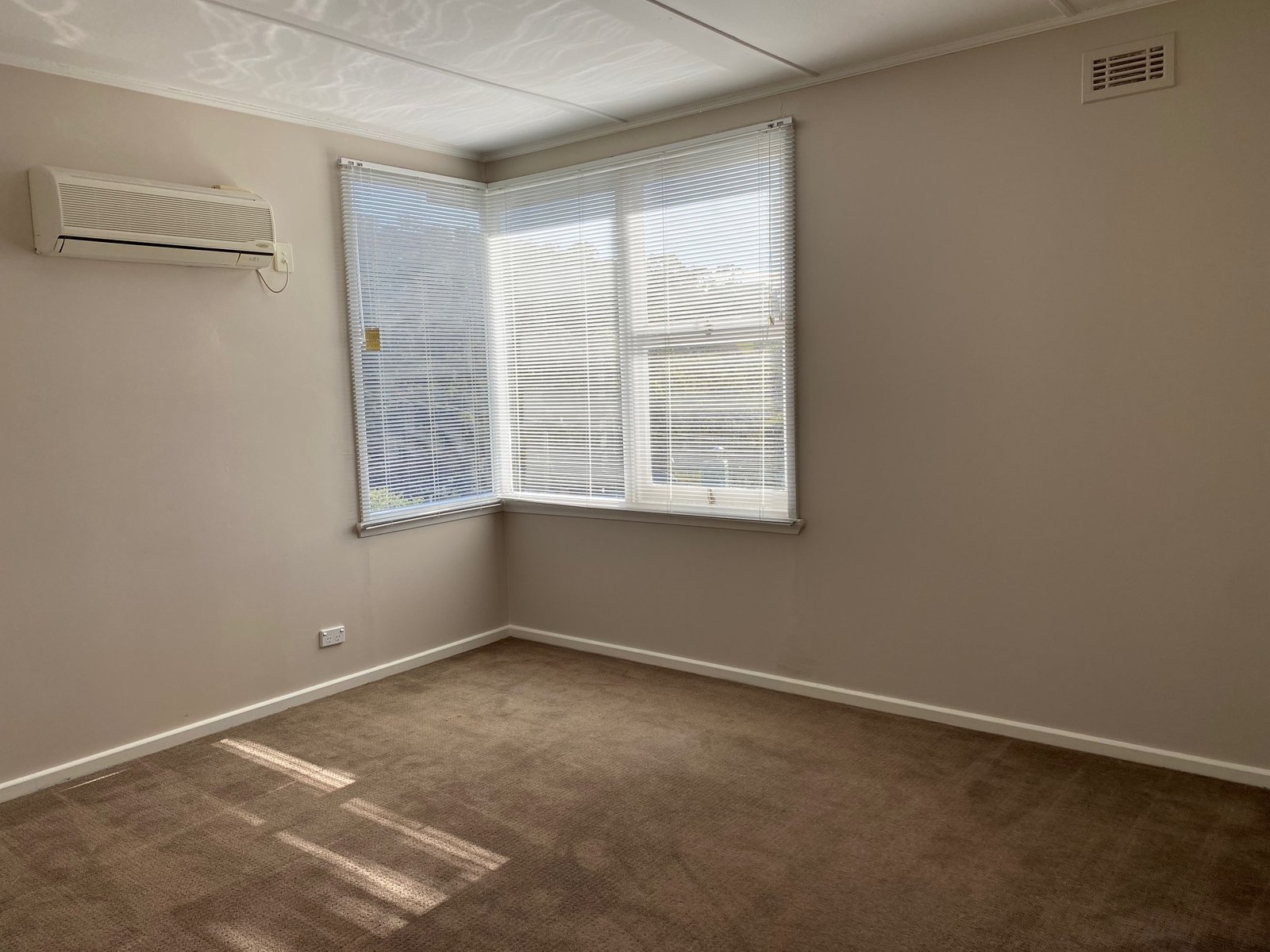 34 Mason Street CLAREMONT 8