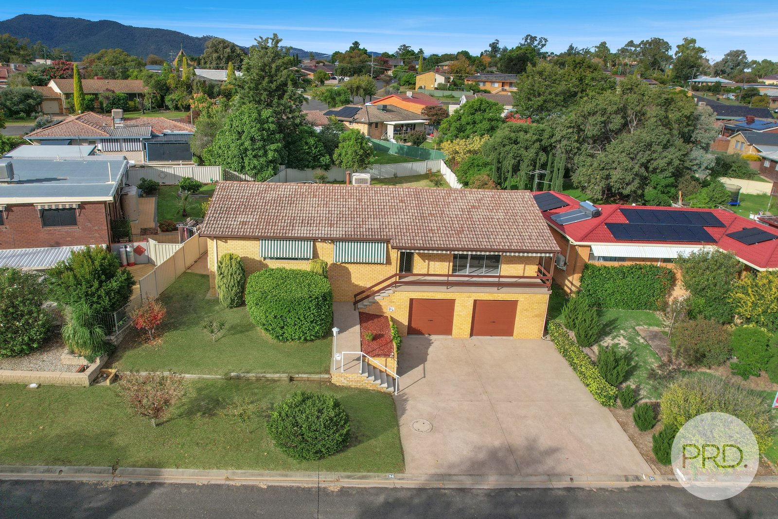 34 Minnamurra Crescent TAMWORTH 2