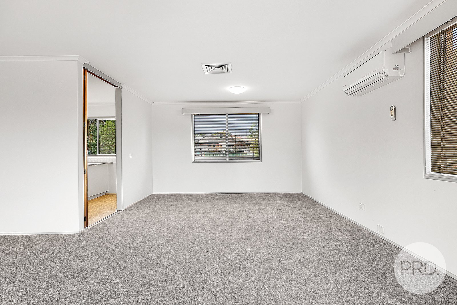 34 Minnamurra Crescent TAMWORTH 7