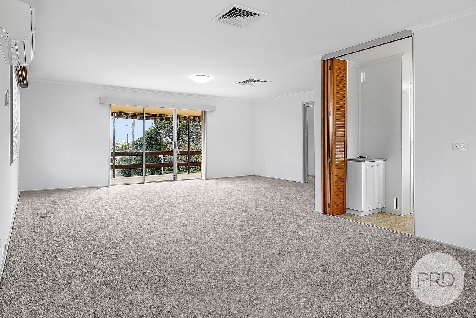 34 Minnamurra Crescent TAMWORTH 8