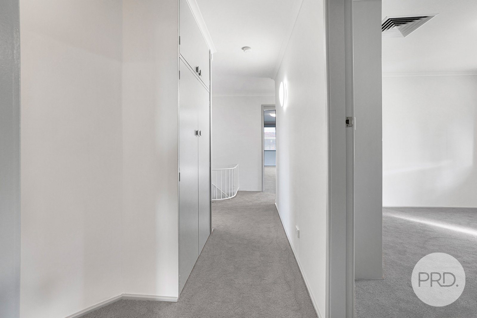 34 Minnamurra Crescent TAMWORTH 18