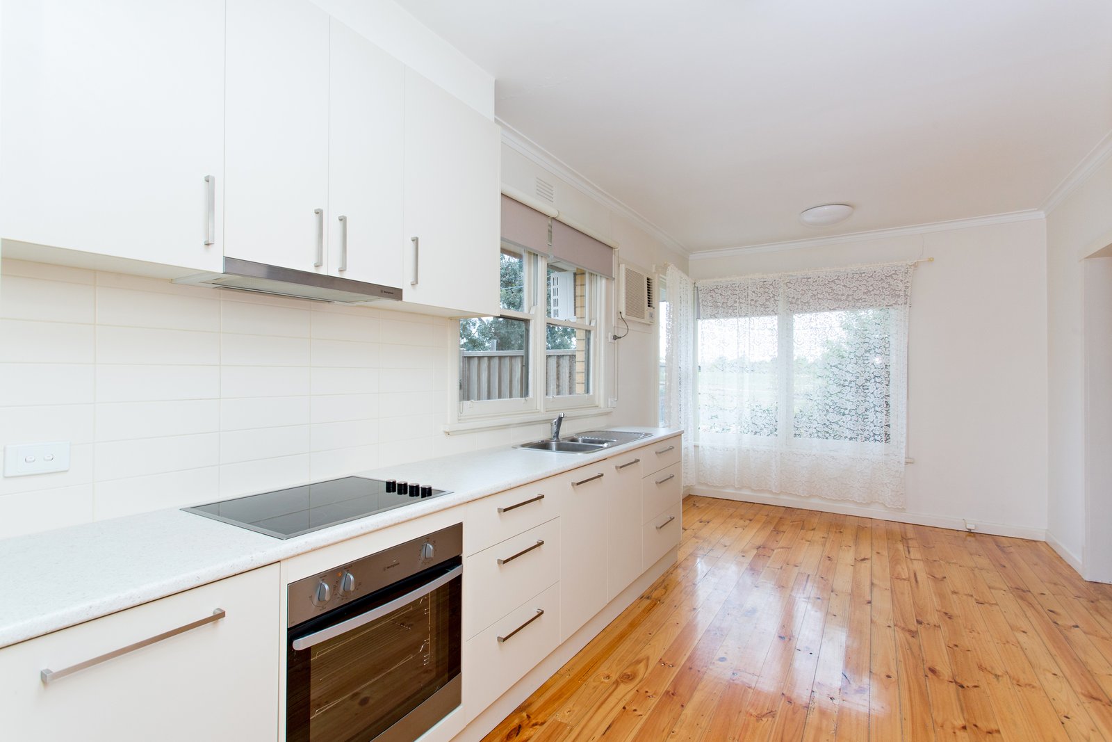 Gallery: 34 Montgomery Street