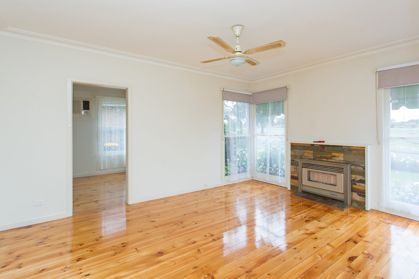 Gallery: 34 Montgomery Street