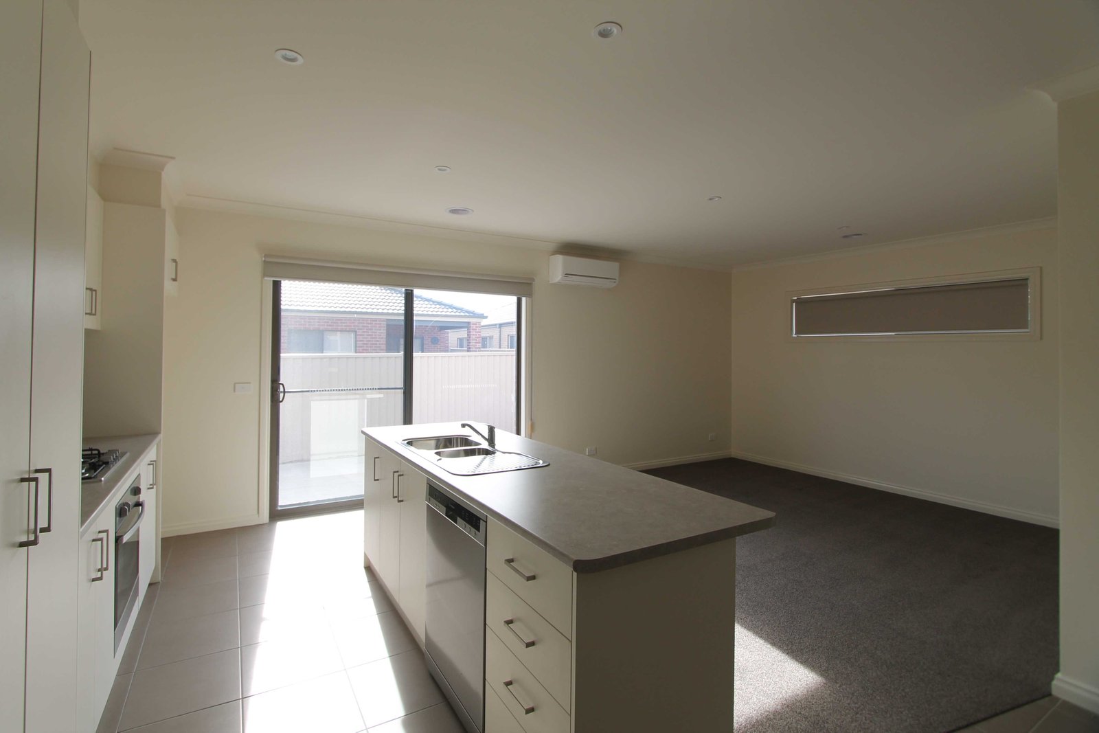 3/4 Morgan Street SEBASTOPOL 2