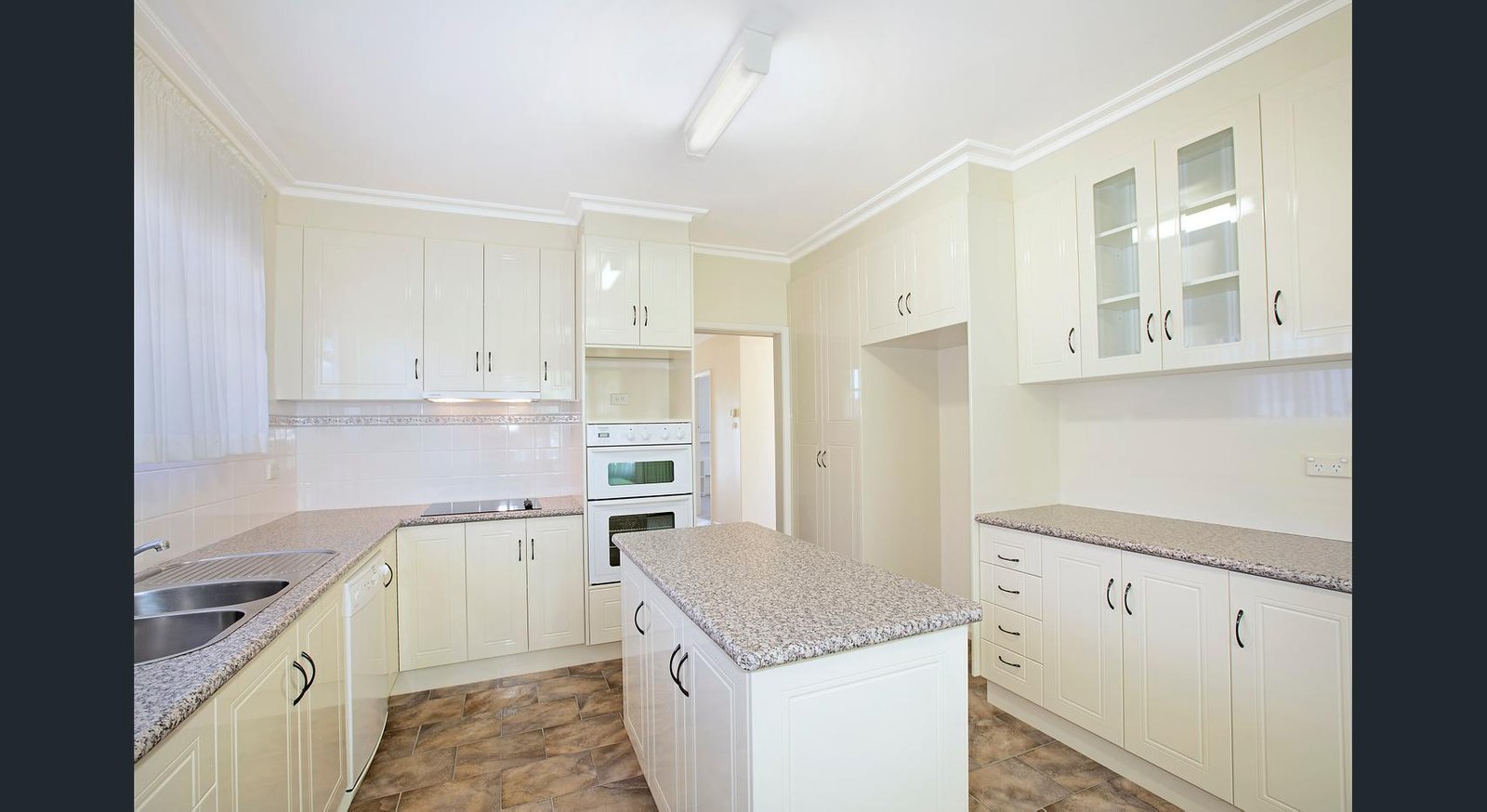 Gallery: 34 Newton Avenue