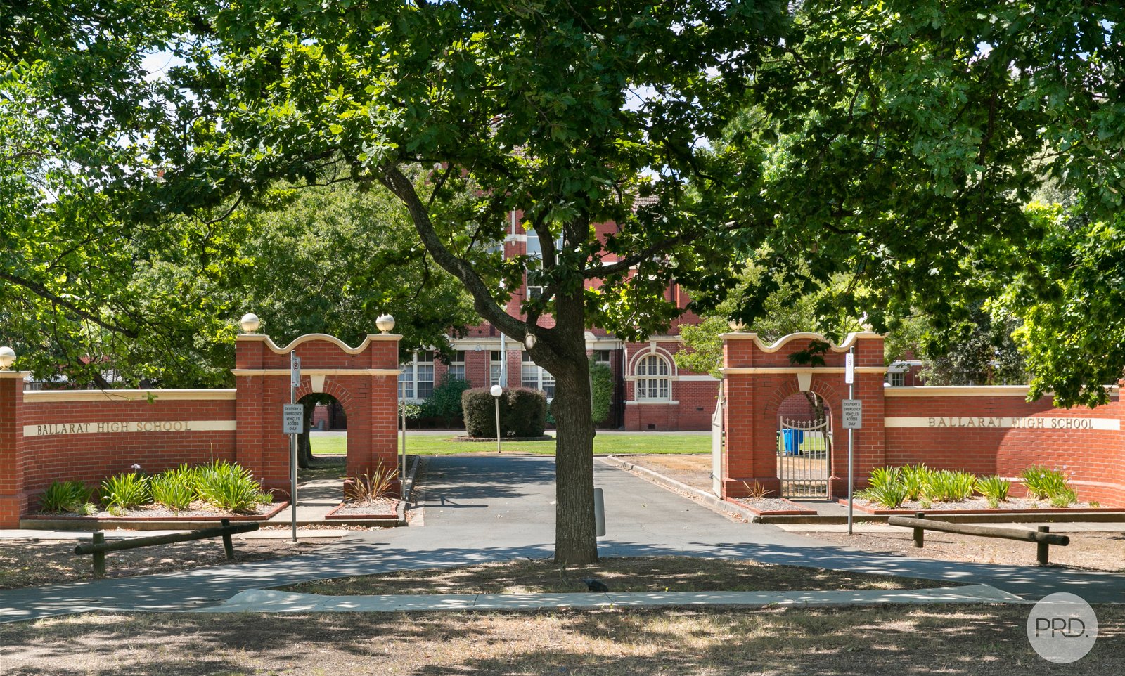 34 Norfolk Avenue LAKE GARDENS 13