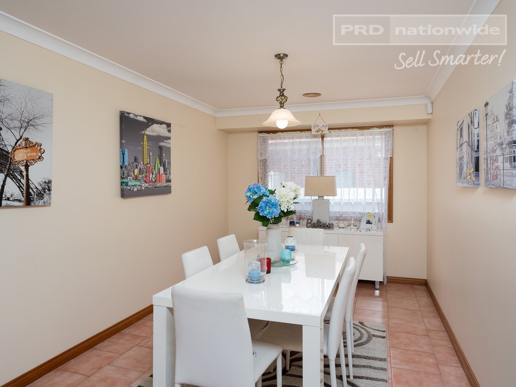 34 Nunkeri Street GLENFIELD PARK 2