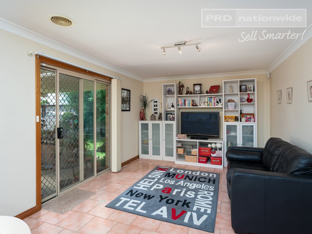 34 Nunkeri Street GLENFIELD PARK 4