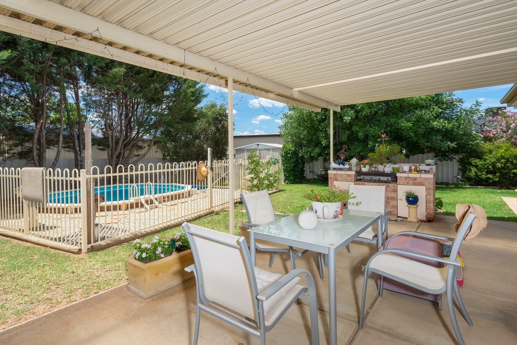 34 Nunkeri Street GLENFIELD PARK 11