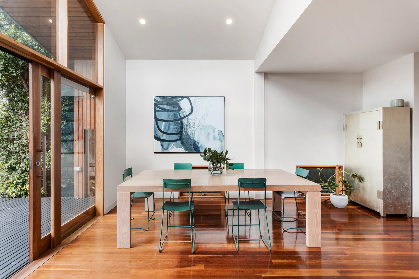 Real Estate and Property in 34 Oak Grove, Ripponlea, VIC