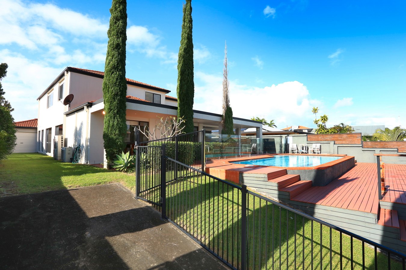 34 O'Grady Drive PARADISE POINT 21