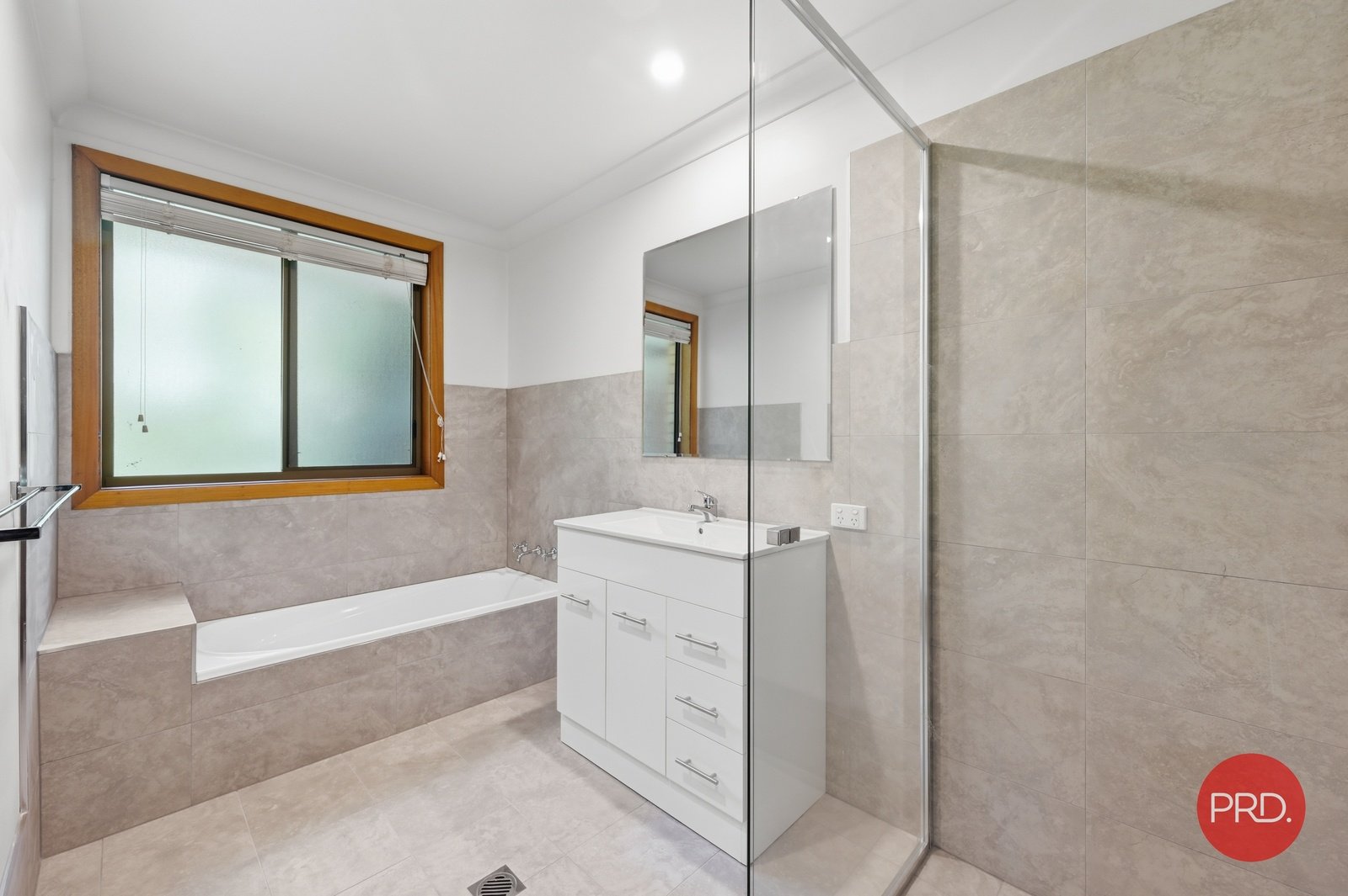 34 Old Pacific Highway RALEIGH 15