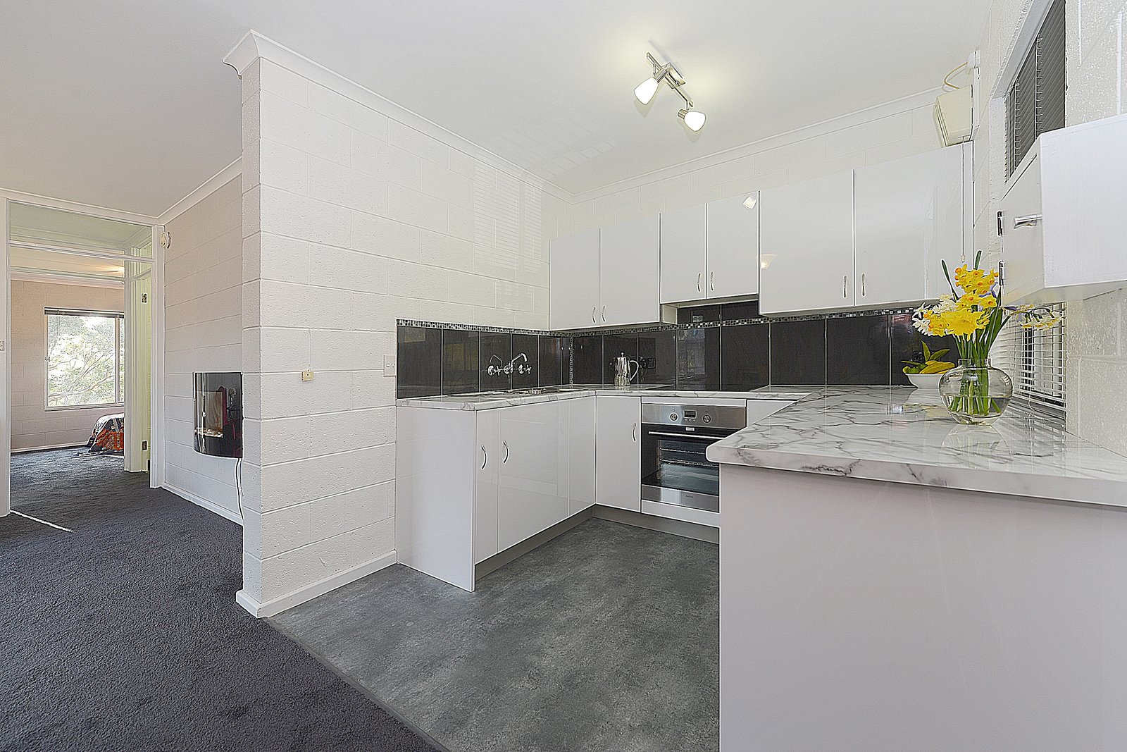 3/4 Onslow Place MOUNT NELSON 7