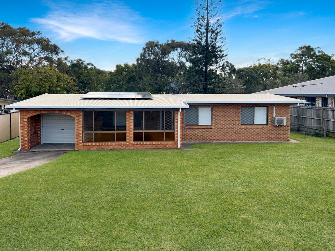 34 Ormiston Street CLINTON 1