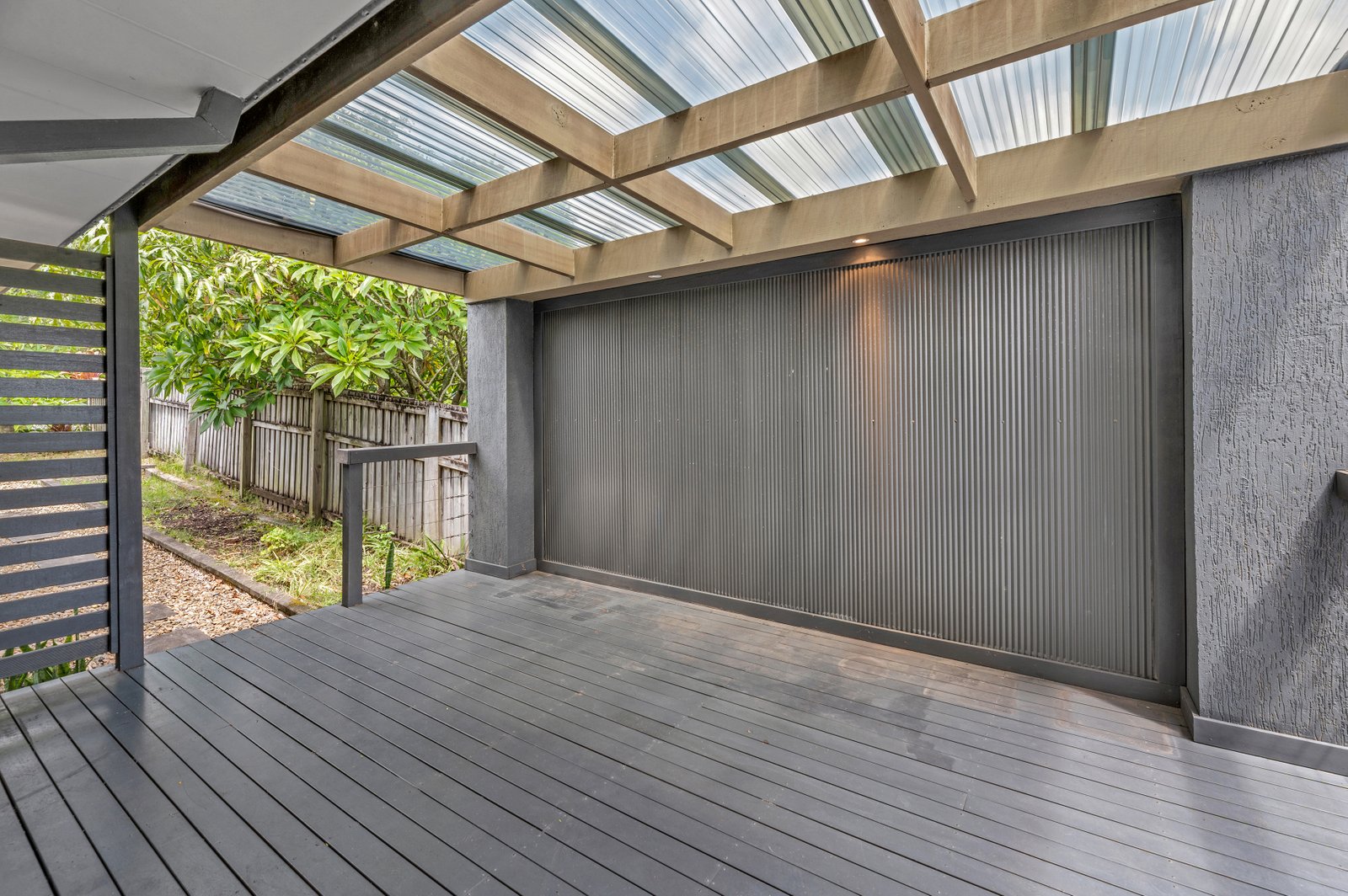34 Parasol Street ASHMORE 24