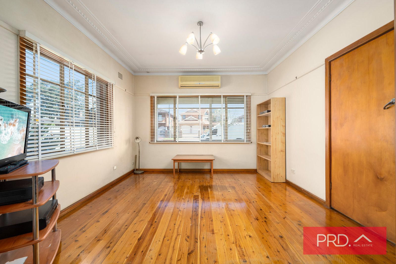34 Peel Street CANLEY HEIGHTS 5