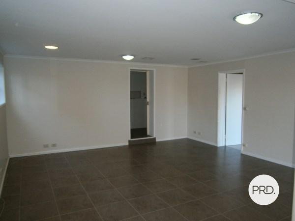 34 Rainbow Parade PEAKHURST HEIGHTS 4