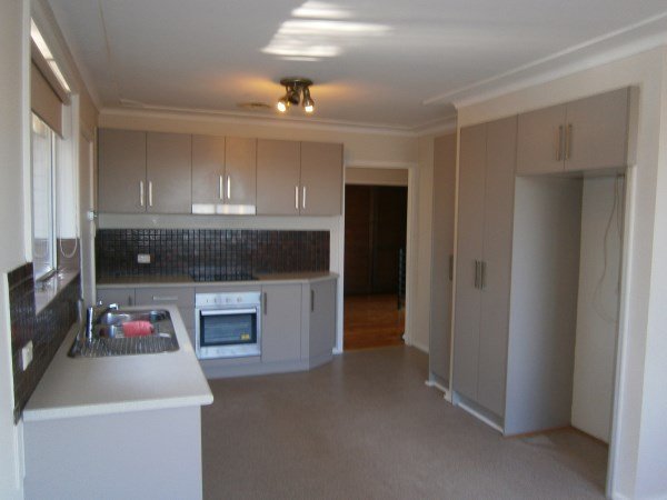 34 Rainbow Parade PEAKHURST HEIGHTS 2