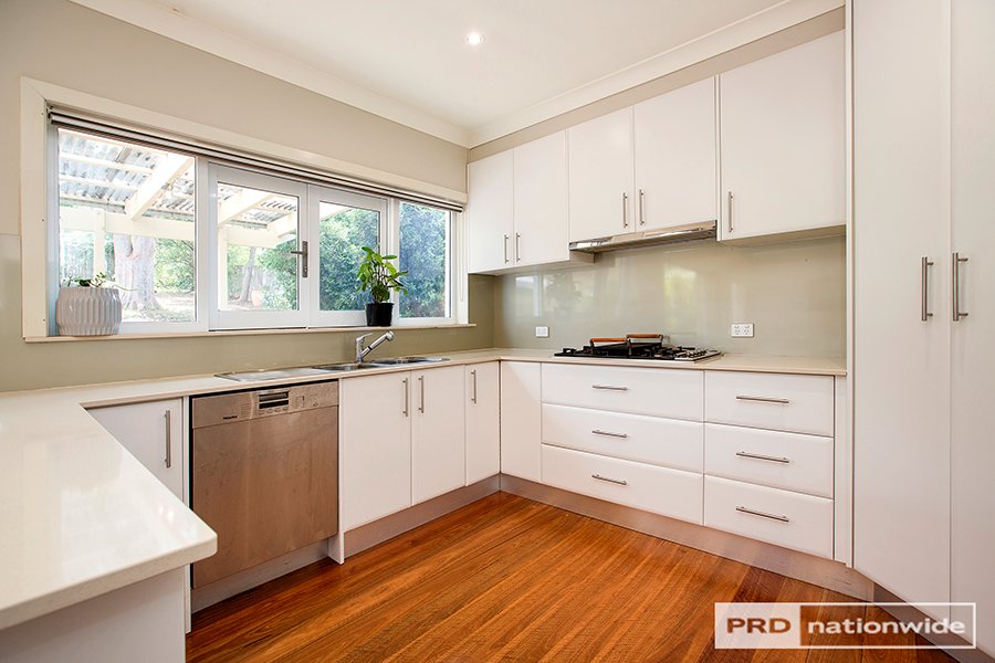 34 Rawson Avenue TAMWORTH 4